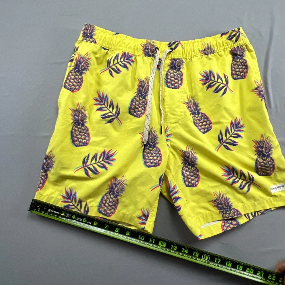 Public Access Swim Trunks Shorts Mens M Yellow Pineapple Print Stretch Surfing